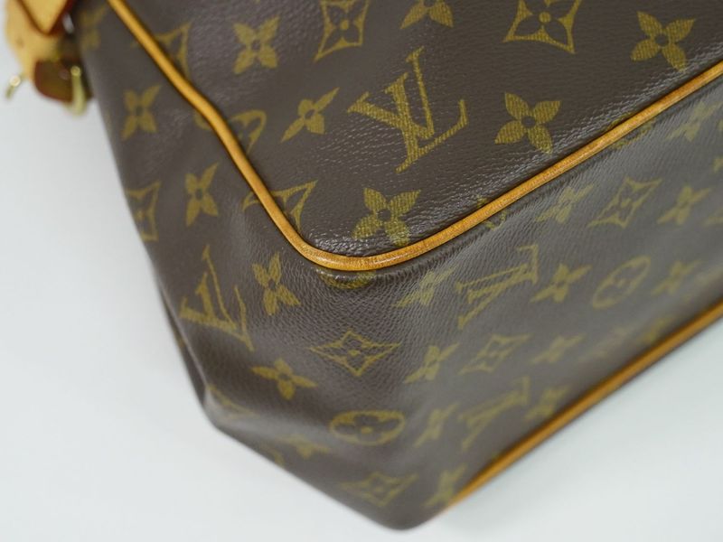 Authentic Louis Vuitton LV Batignolles Monogram Tote Handbag Brown M51156