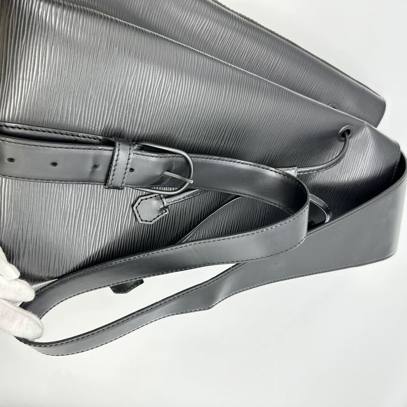 Louis Vuitton M80153 Sac Ad Shoulder Bag Epi Leather Noir Black Ladies Men