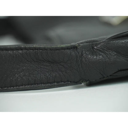 Fendi Logo Shoulder Bag Leather Black — view 5