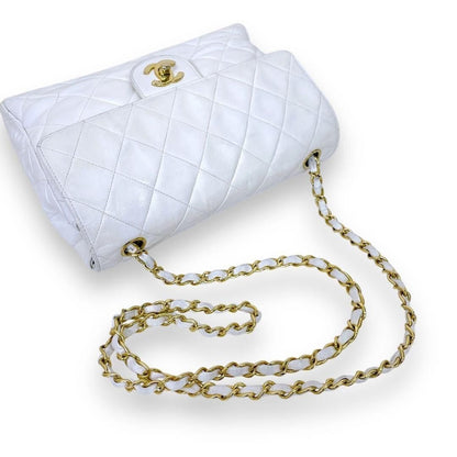 CHANEL 24K Vintage Flap Bag Lambskin Leather Quilted Chain Purse
