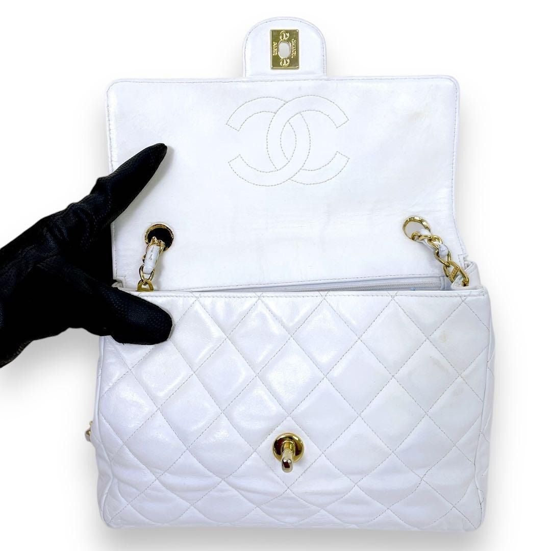 CHANEL 24K Vintage Flap Bag Lambskin Leather Quilted Chain Purse