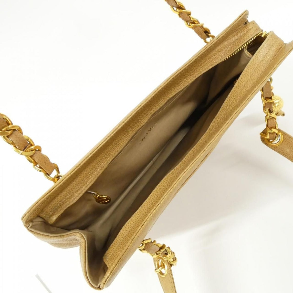 Chanel Vintage Shoulder Bag — view 9