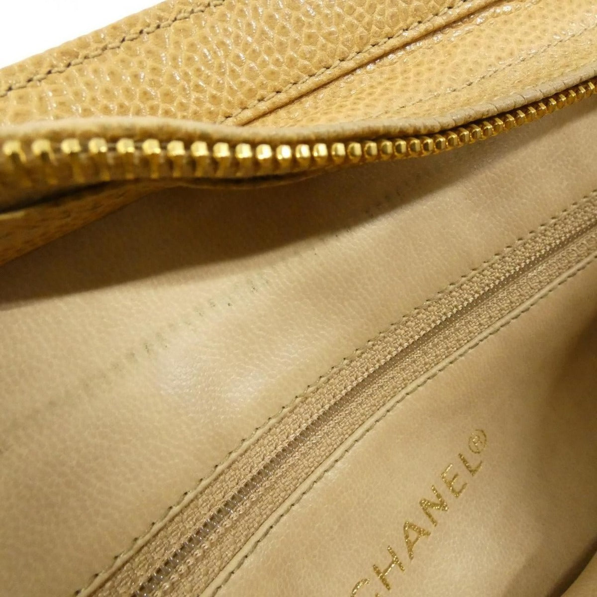 Chanel Vintage Shoulder Bag — view 10