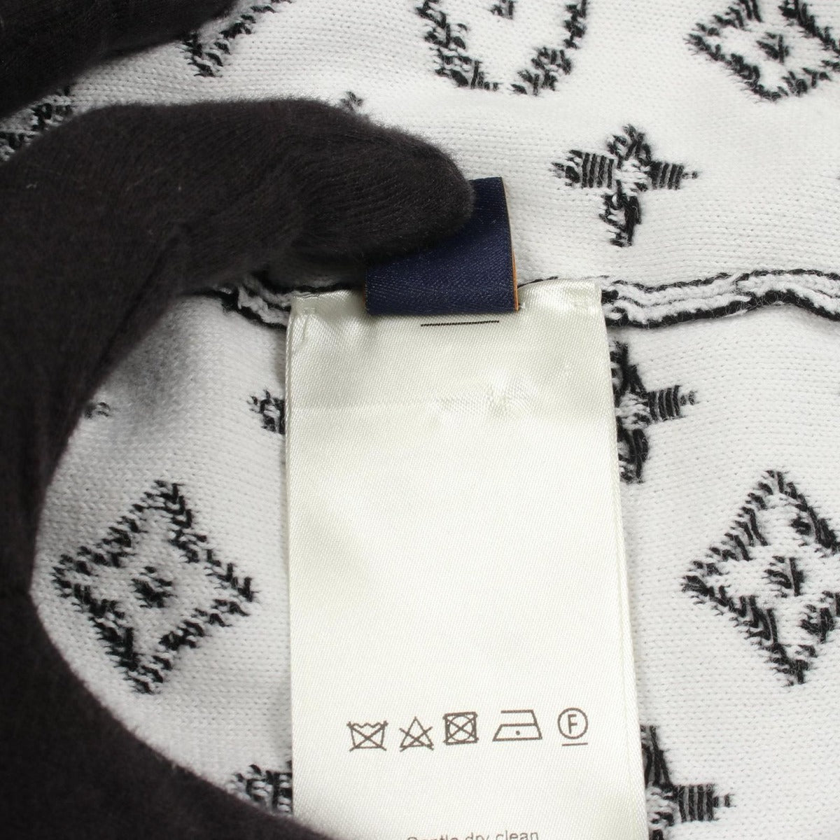 Louis Vuitton Knit Monogram Gradient Cotton Sweater — view 8