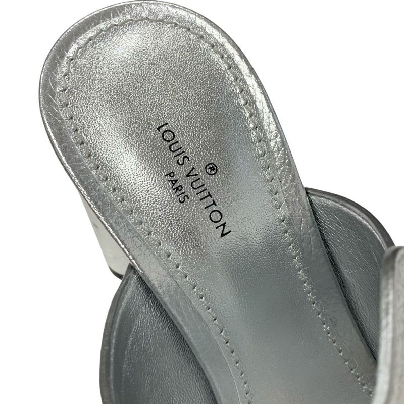 Louis Vuitton Indiana Line Sandals Shoes Leather Metallic Silver Gold LV Logo