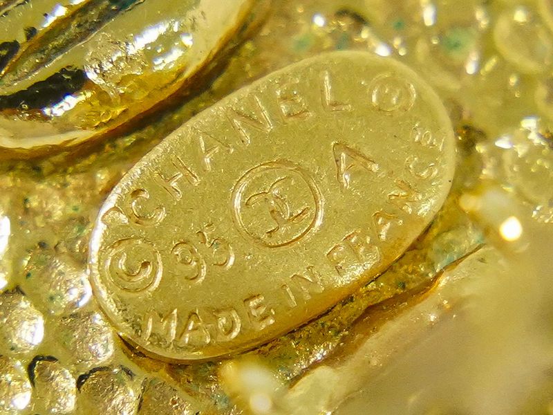 Authentic Chanel Logo Faux Pearl Earrings GP Gold Plated White Accessories