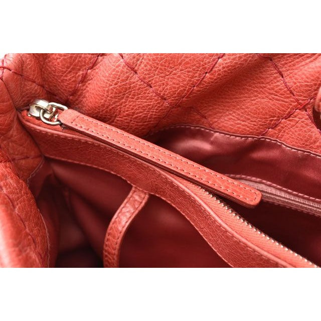 Chanel Tote Quilted Leather Dark Pink Silver — view 8