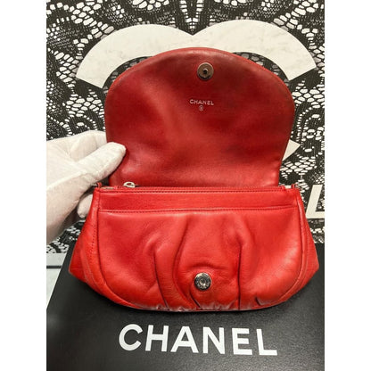 CHANEL Vintage Lambskin Half Moon Wallet On Chain WOC Red Purse