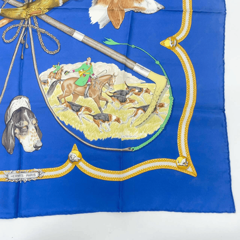 Hermes Carre 90 LE Laisser Courre Hound Blue 100% Silk Scarf