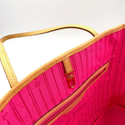 Louis Vuitton Neverfull MM Monogram Rose Monogram Rose Leather X PVC Pink X
