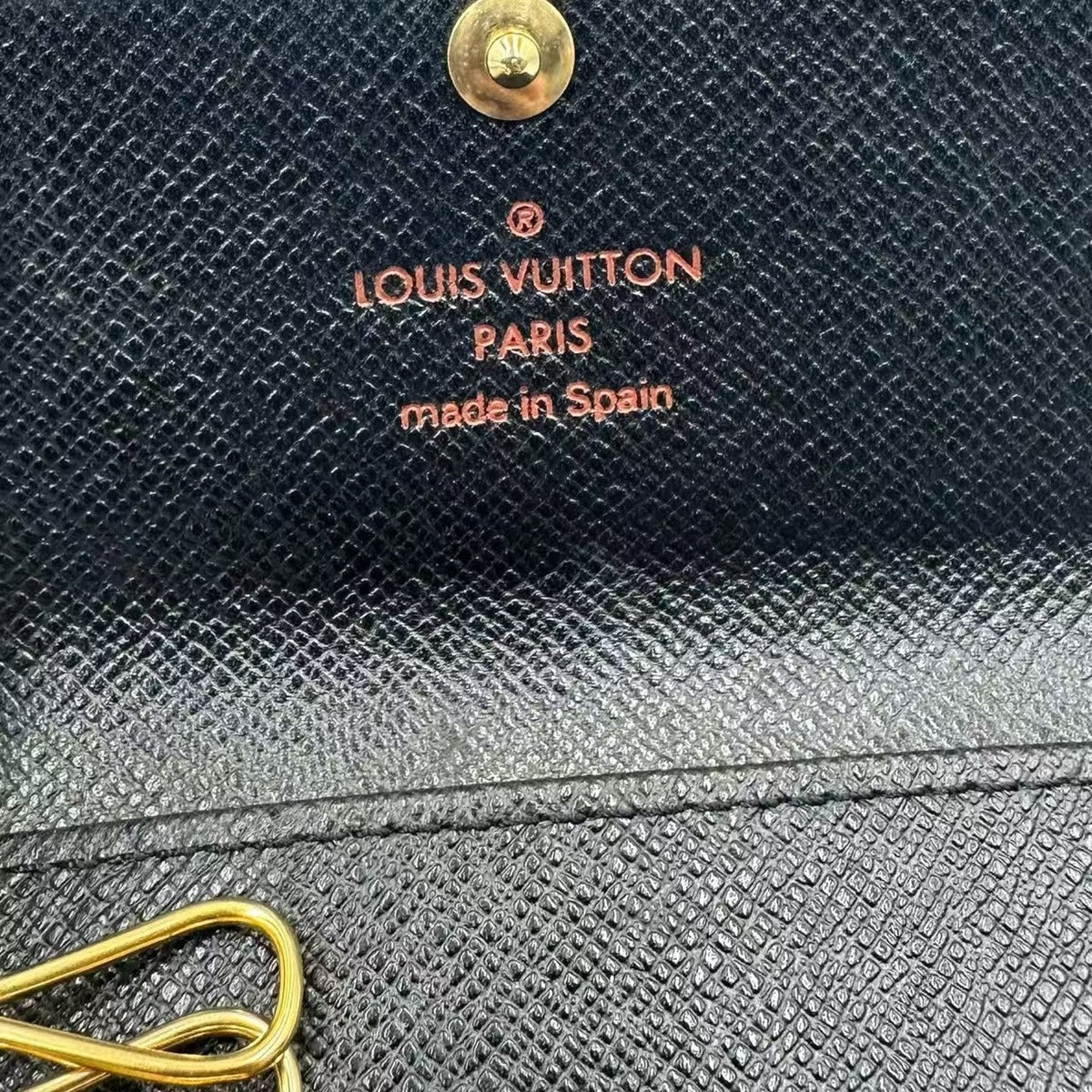 Louis Vuitton 4 Key Case Leather Black — view 6