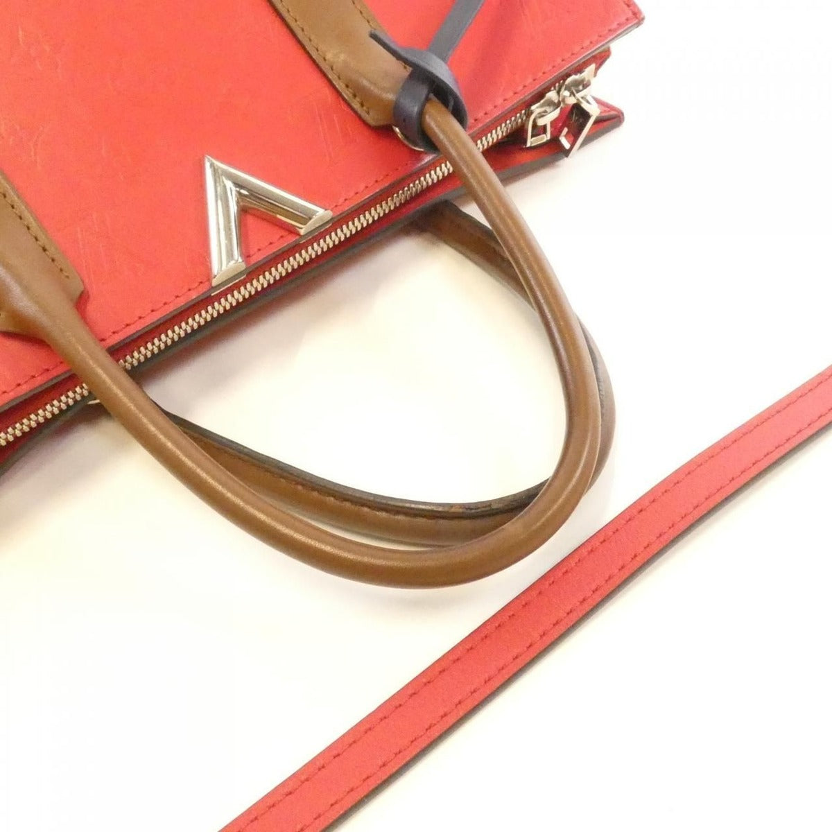 Louis Vuitton Verite Tote Silver — view 7