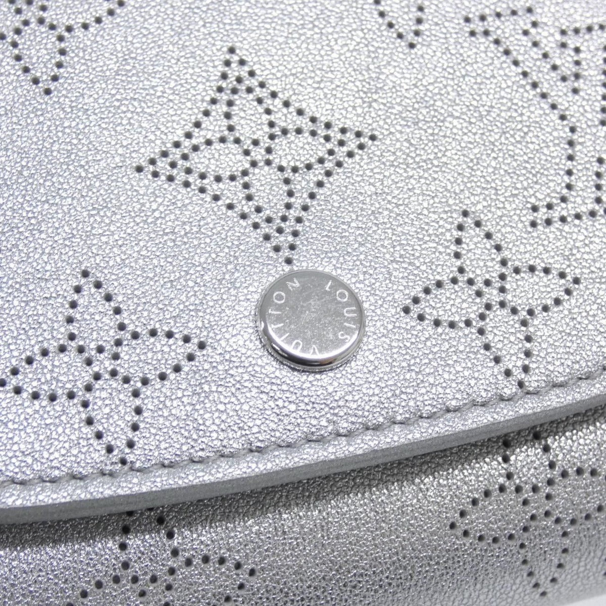 Louis Vuitton Mahina Portefeuille Iris Compact Wallet — view 4