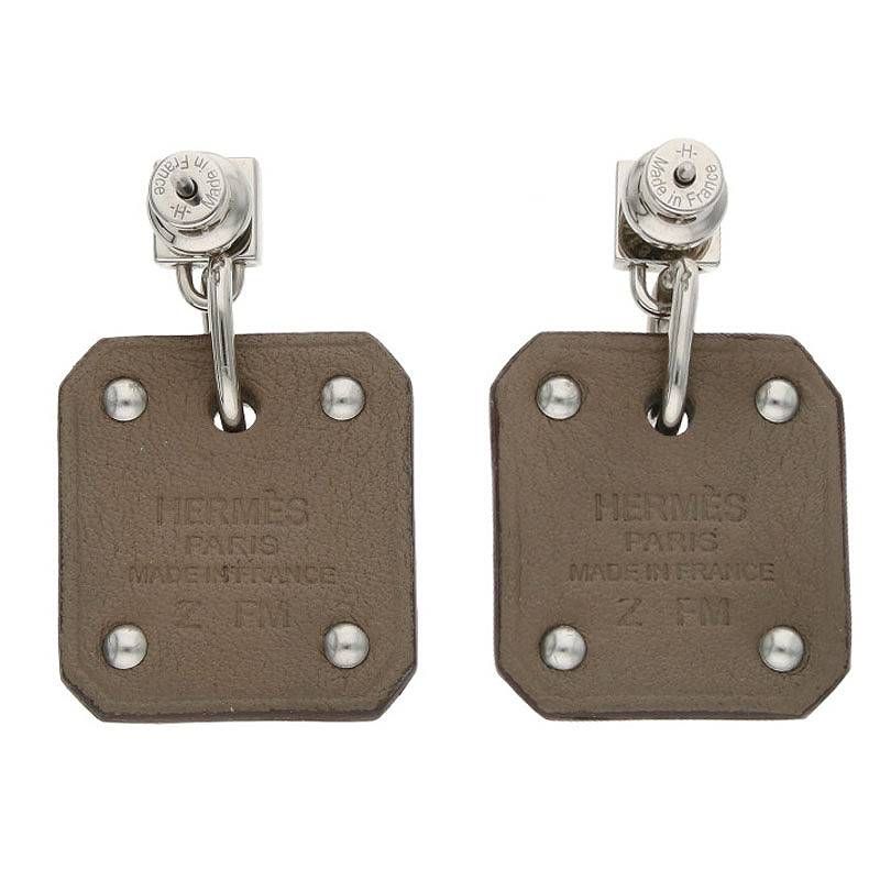 Hermes Asdecourt PM Engraved With Z Heart Motif Earrings Ladies