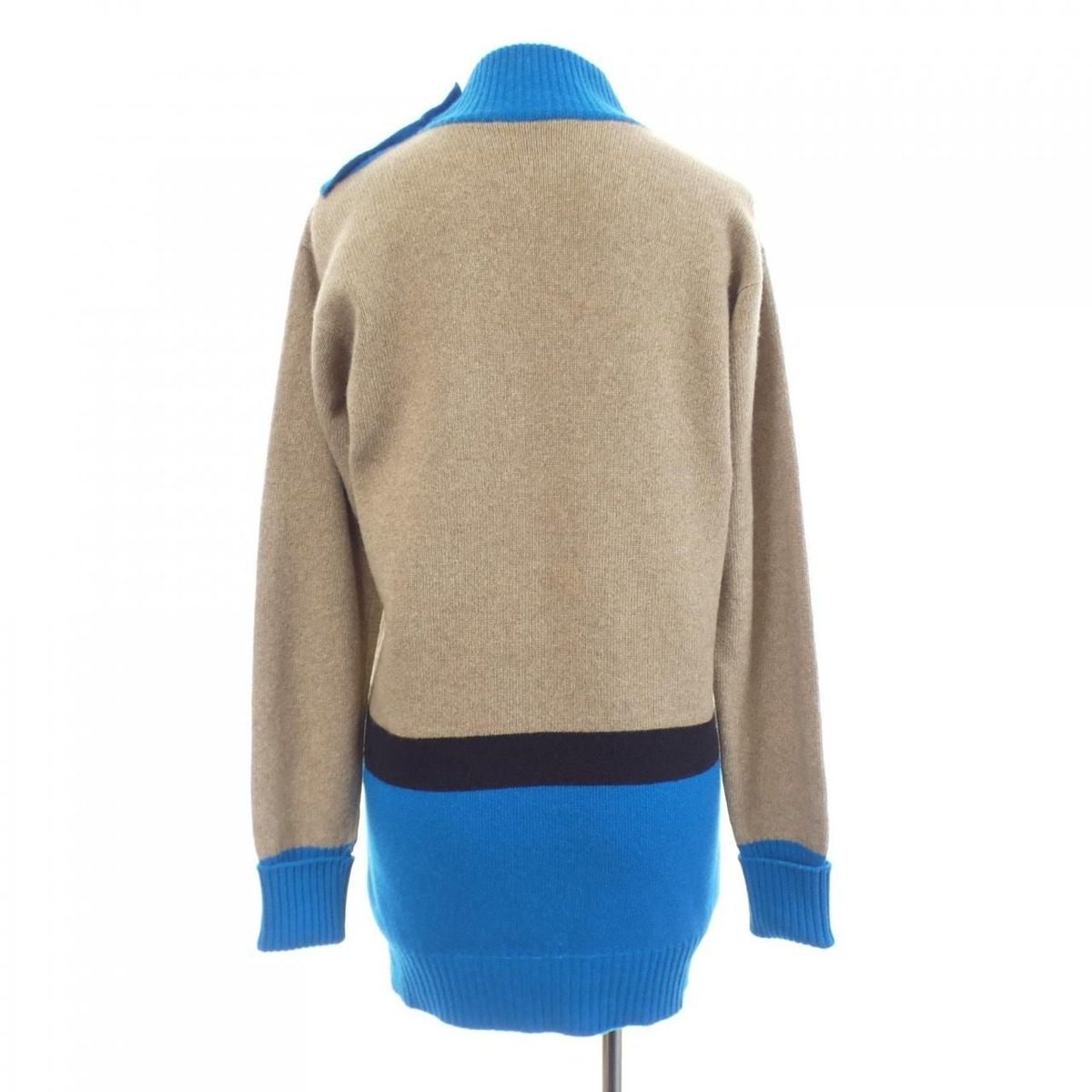 Chanel Vintage Clover Button Knit — view 2
