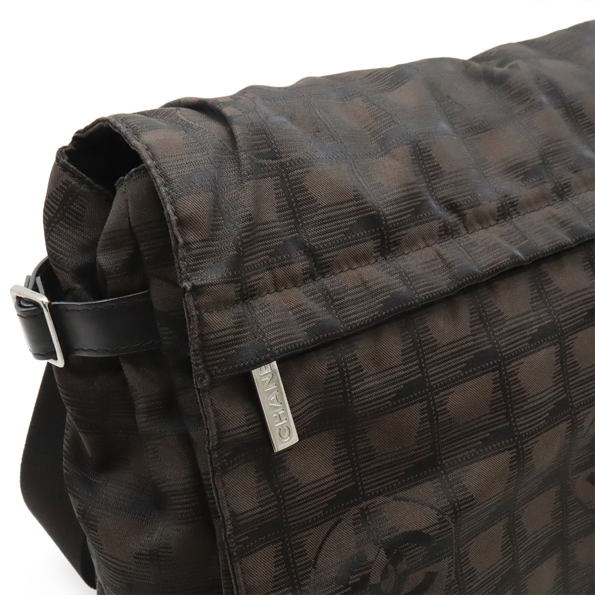 Chanel New Travel Line Messenger Bag Shoulder Bag Crossbody Brown Brown Black