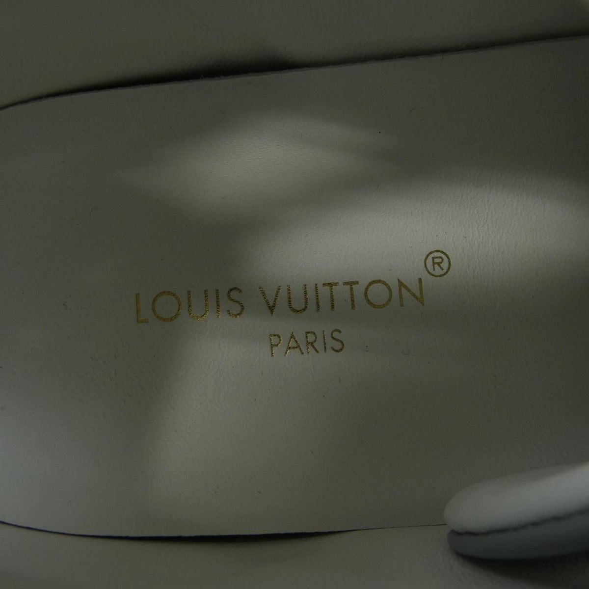 Louis Vuitton Time Outline Sneakers — view 6
