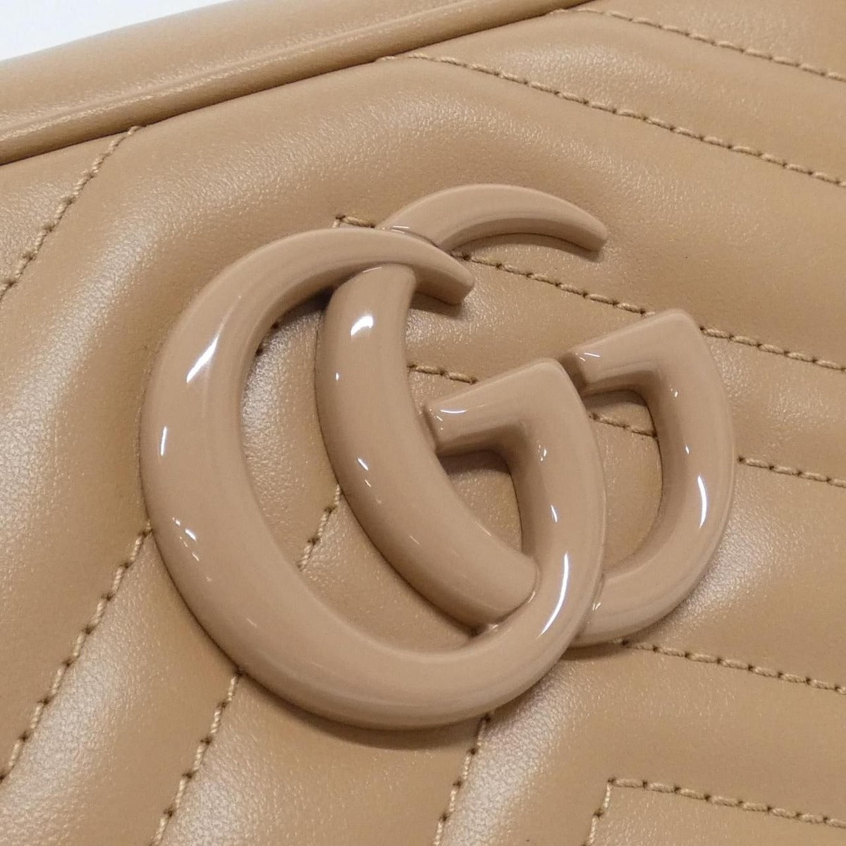 Gucci GG Marmont Shoulder Bag — view 4