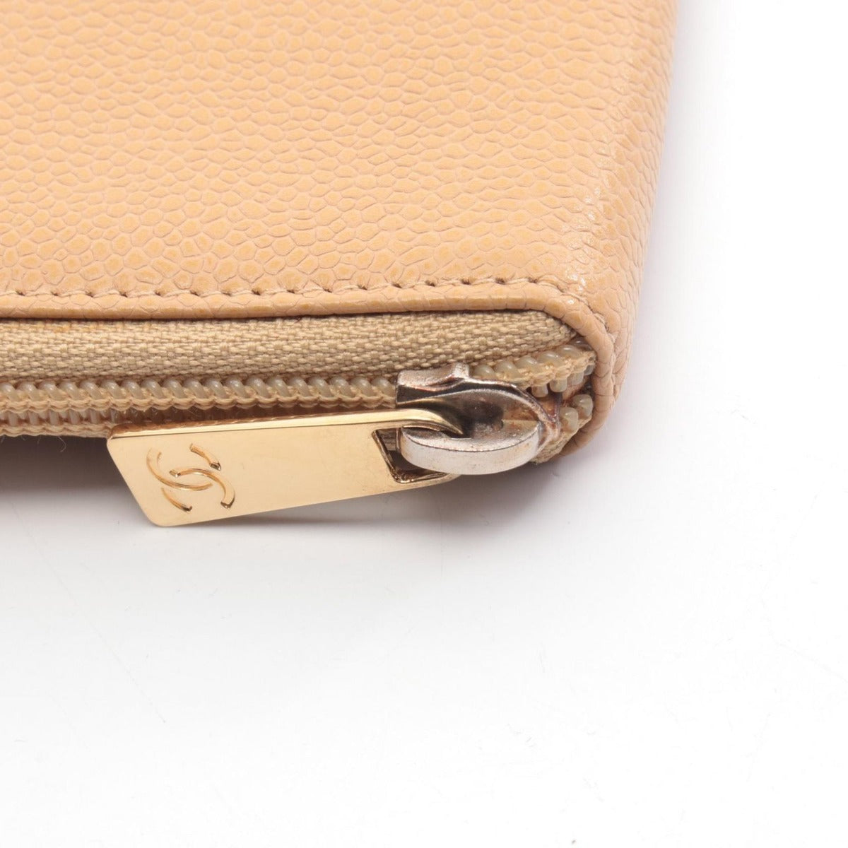 Chanel Round Wallet CC Logo Beige Calf Long — view 9
