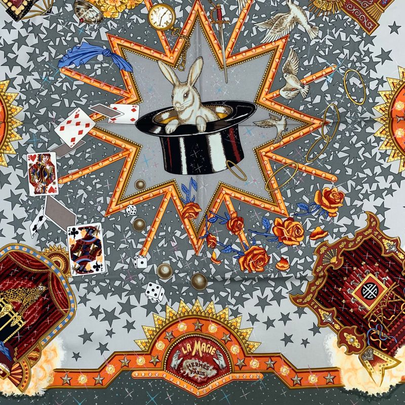 Hermes Carre 90 LA Magie Magic Rabbit Magic Tricks Pigeons Clowns Silk Scarf