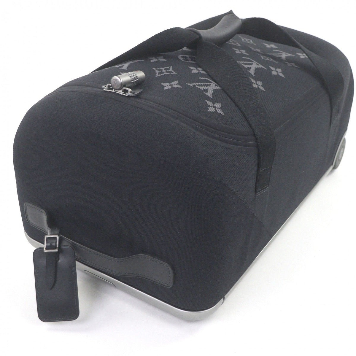 Louis Vuitton Monogram Horizon Soft Knit Black — view 4
