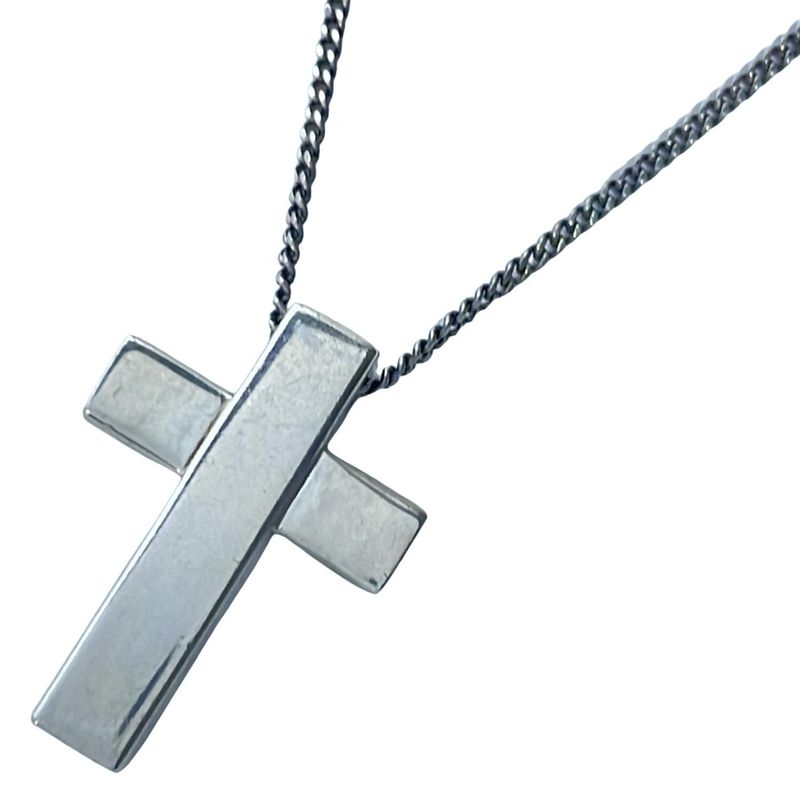 Gucci Necklace - Silver Cross