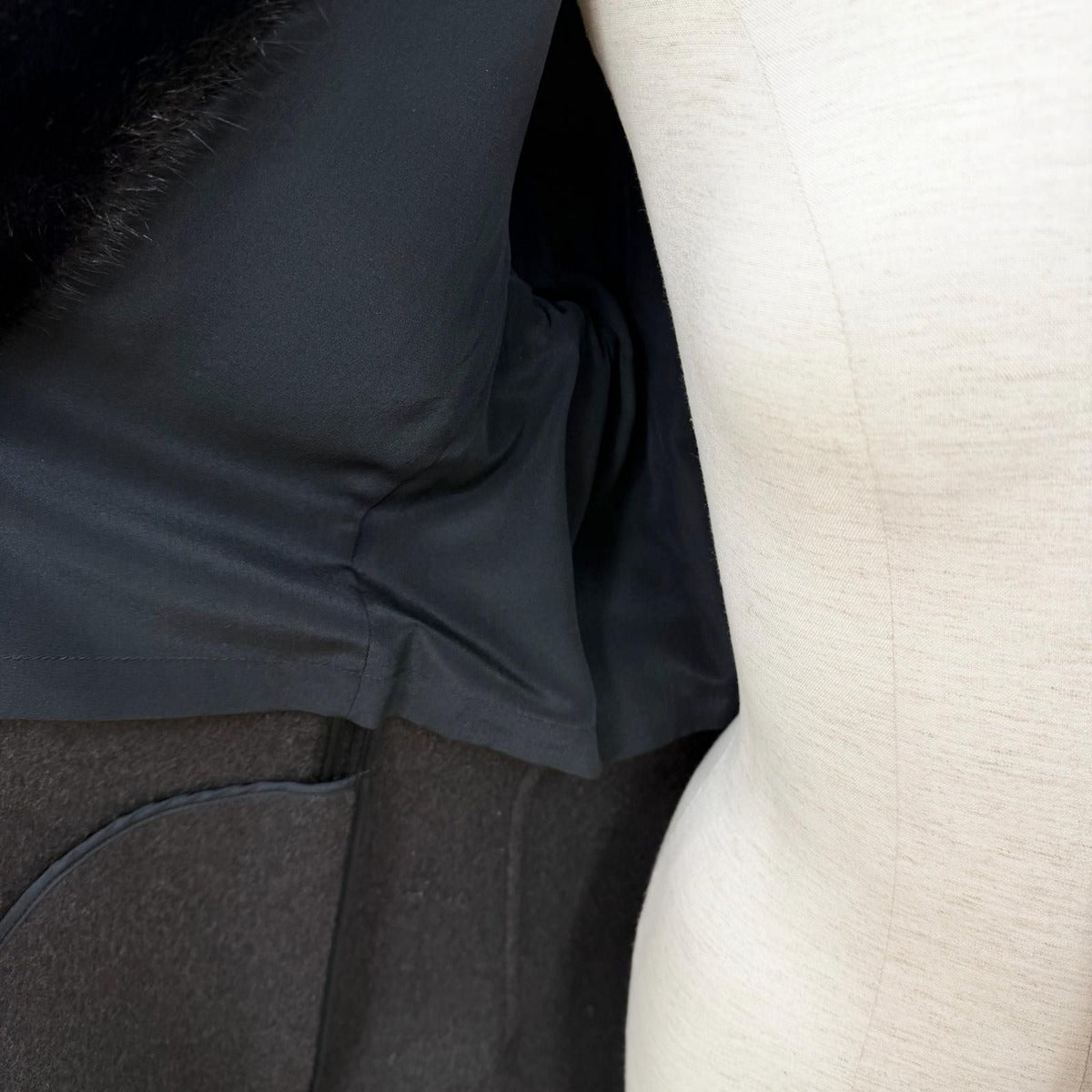 Fendi Cashmere Silk Lining Mink Long Coat with Belt Black 42 Garment — view 5