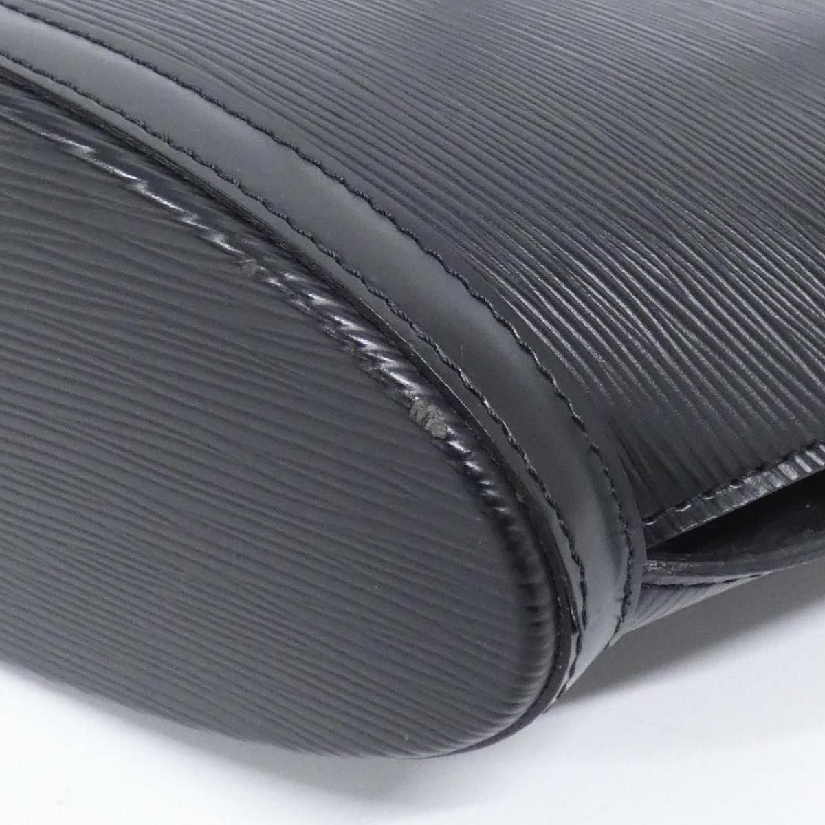 Louis Vuitton Epi Saint Jacques Long Shoulder Bag — view 3