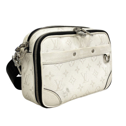 Louis Vuitton Shoulder Bag Taigarama Alpha Messenger Optic White — view 2