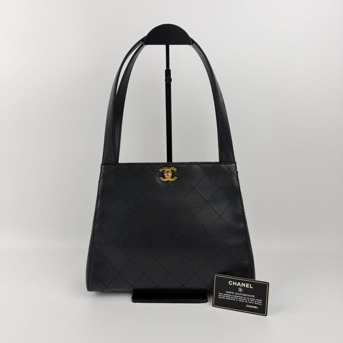 Chanel CC Logo Quilted Tote Black Leather No 5 Vintage