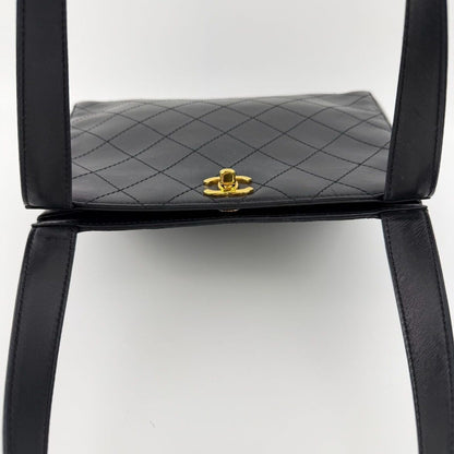 Chanel CC Logo Quilted Tote Black Leather No 5 Vintage — view 7
