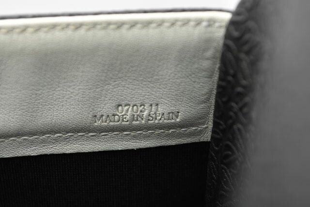 Loewe Men's Shoulder Bag Messenger Bag Loewe Men's Coated Canvas Anagram Black