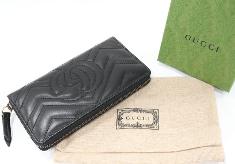 Gucci Round Zipper Long Wallet With Coin Purse GG Marmont Quilted Leather Calf