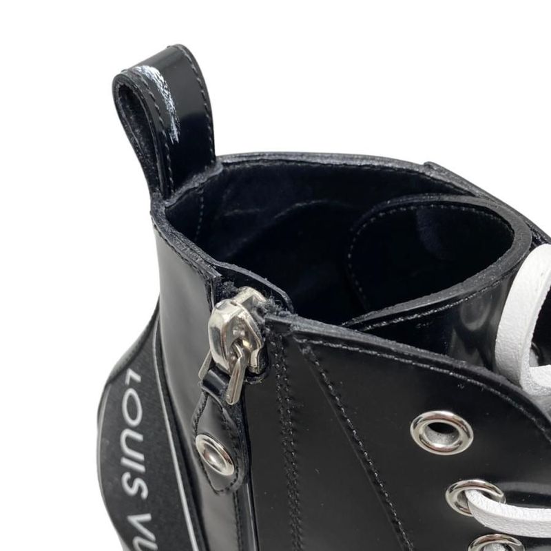 Louis Vuitton Star Trail Ankle Boots 35 1 2 Black White Logo Line Louis Vuitton