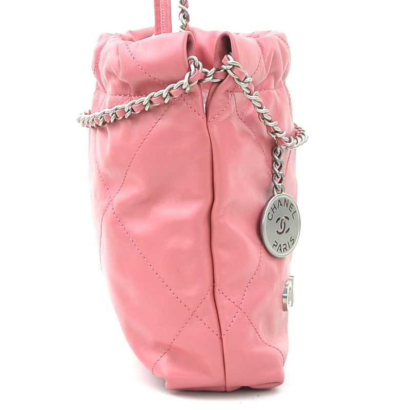 Chanel Shoulder Bag Chanel 22 Mini