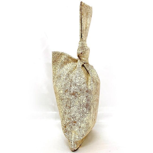 Bottega Veneta Twist Clutch Bag Beige White 607964