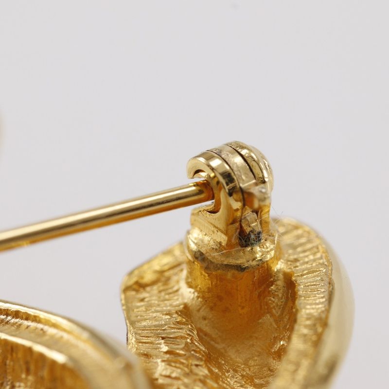 Chanel Coco Mark Matelasse Vintage Gold Plated Ladies 17.7g Brooch