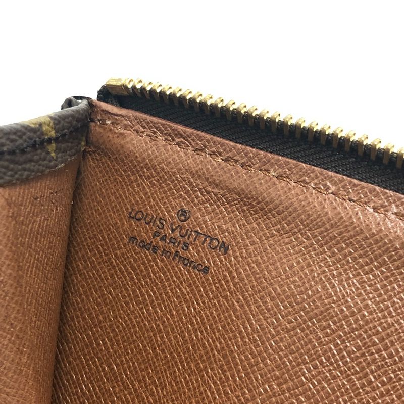 Louis Vuitton Clutch Bag M53456 Brown