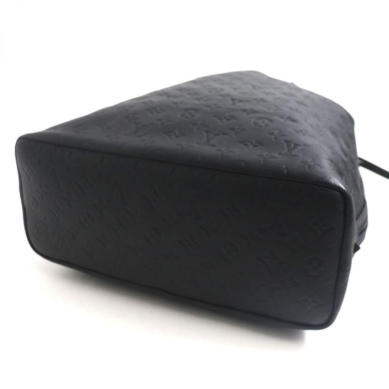  List Price ¥466400 Louis Vuitton M46554 Monogram - Shadow Helmet Bag Drawstrin