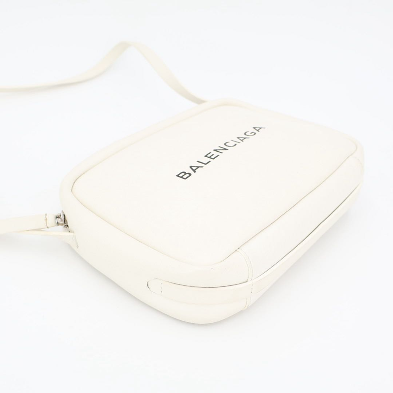 Balenciaga Shoulder Bag Everyday Camera Bag S 489812 White Black Leather