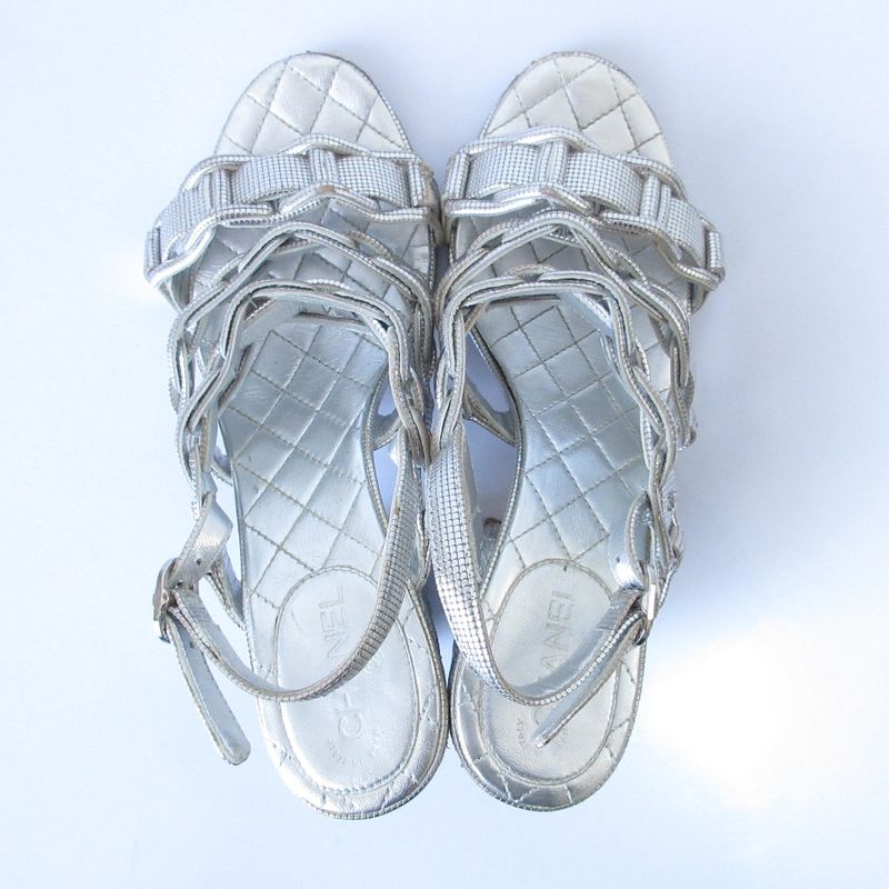 Good Chanel Chunky Heel Metallic Cles Zers Ring Back Sandals 35.5c Equivalent