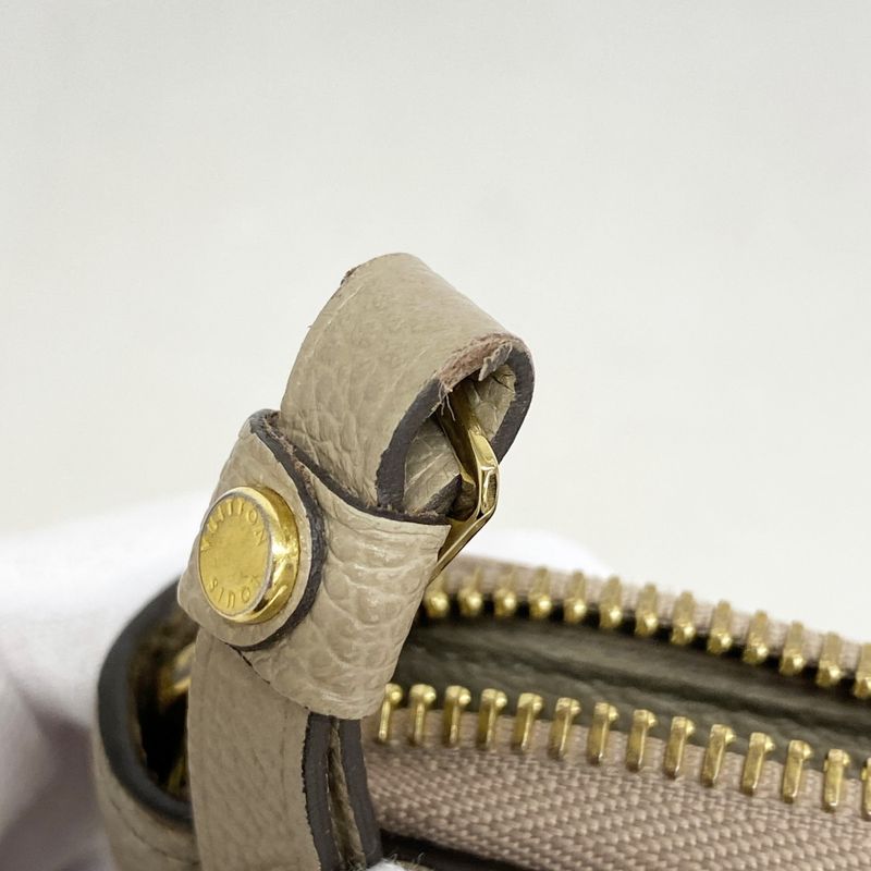 Louis Vuitton Long Wallet Monogram/empreinte Zippy Wallet M69794 Tortolaire