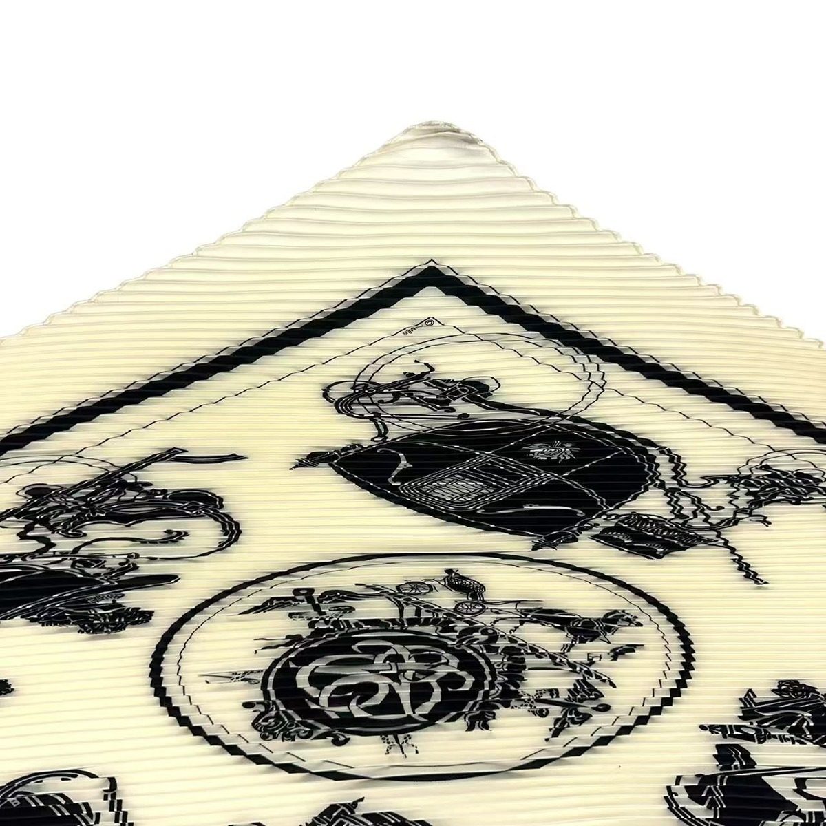 Hermes Scarf Pleats Ex Libris Silk White — view 5