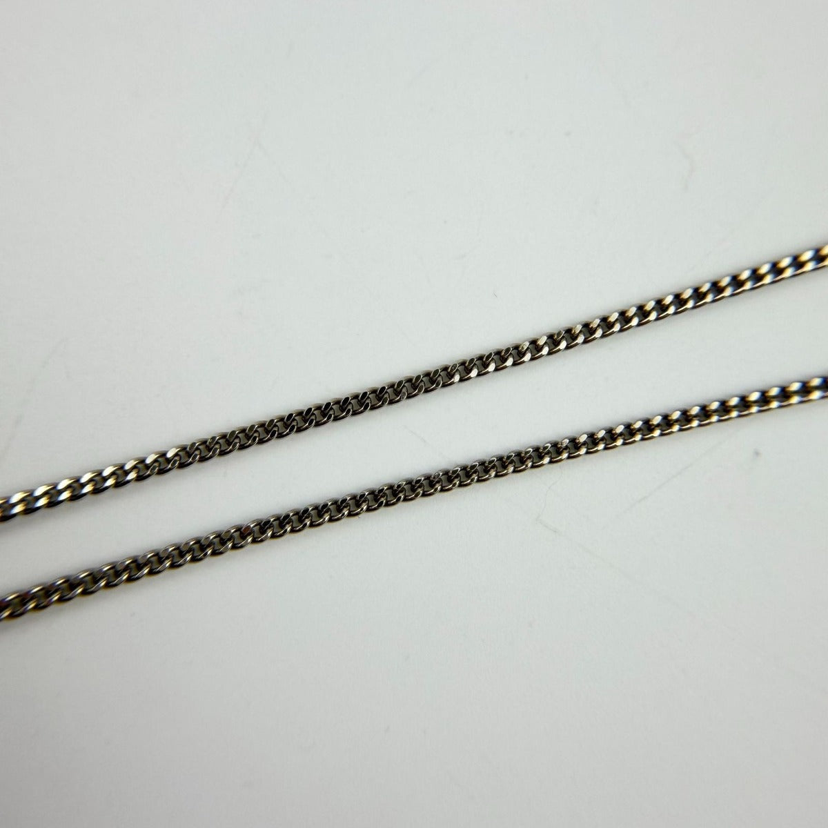 Chanel CC Logo Camellia Necklace Black Vintage — view 5