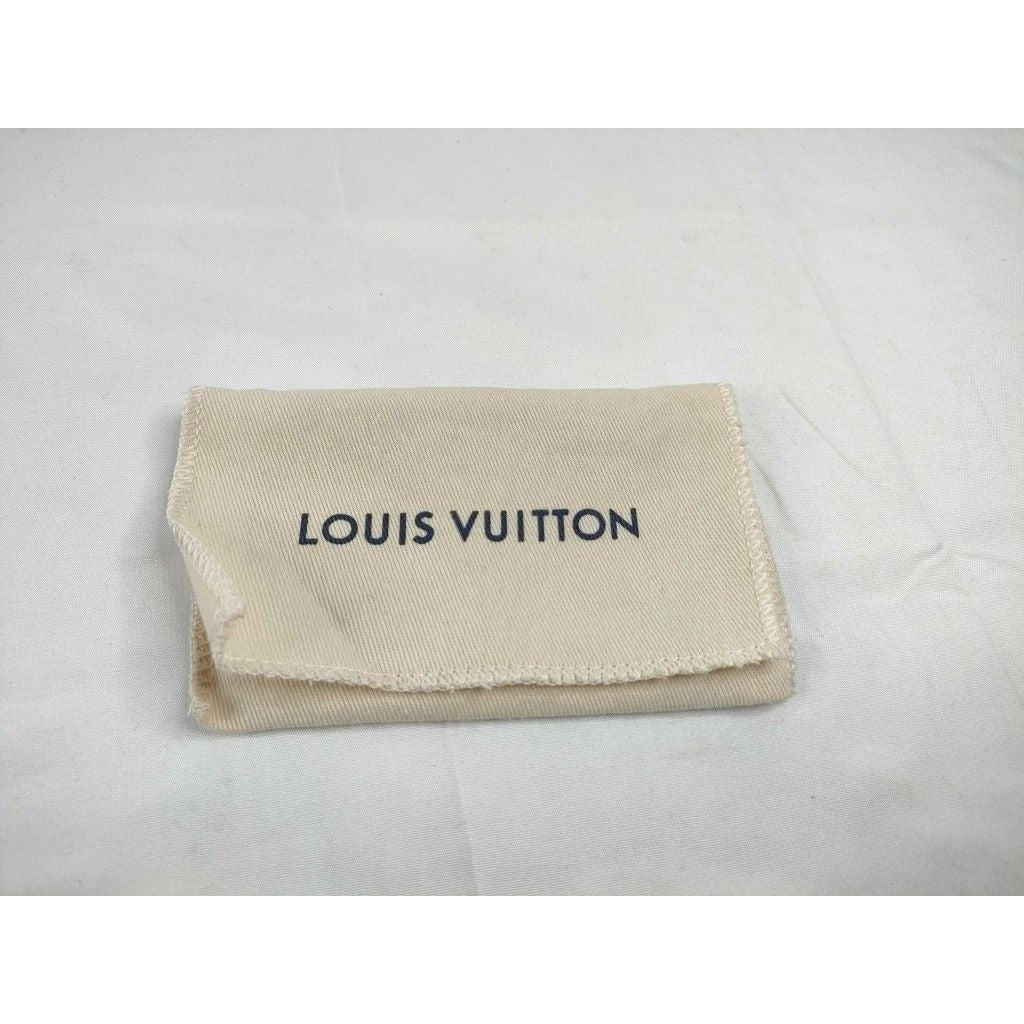 Louis Vuitton Card Case Holder Magnet Noir Black Monogram Shadow — view 10