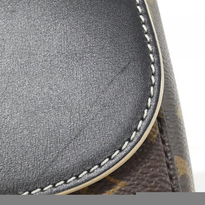 Louis Vuitton Monogram Chain It PM Bag — view 5