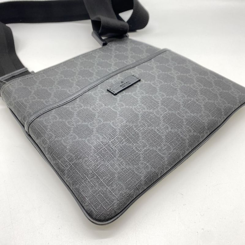 Gucci 162905 Shoulder Bag GG Supreme PVC Leather Black Ladies Men Fashion