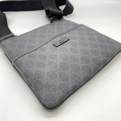 Gucci 162905 Shoulder Bag GG Supreme PVC Leather Black Ladies Men Fashion