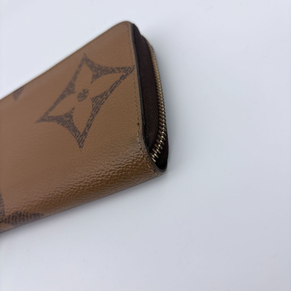 Louis Vuitton Monogram Giant Reverse Zippy Wallet Zip Around — view 8