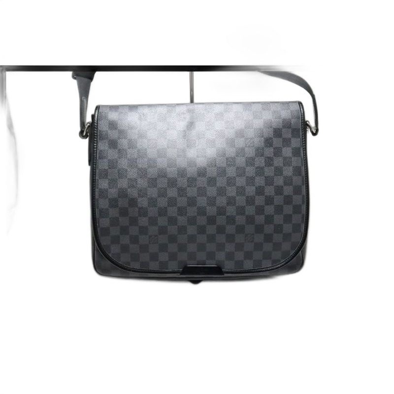 Louis Vuitton Damier Graphite Daniel MM Leather Shoulder Bag